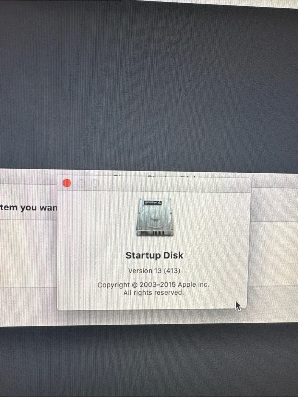 Apple iMac with gray and white tones